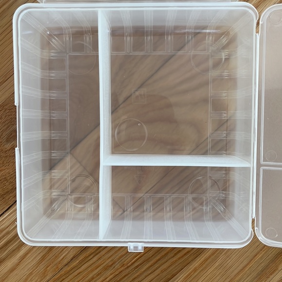 Lunch Container - Picture 3 of 10